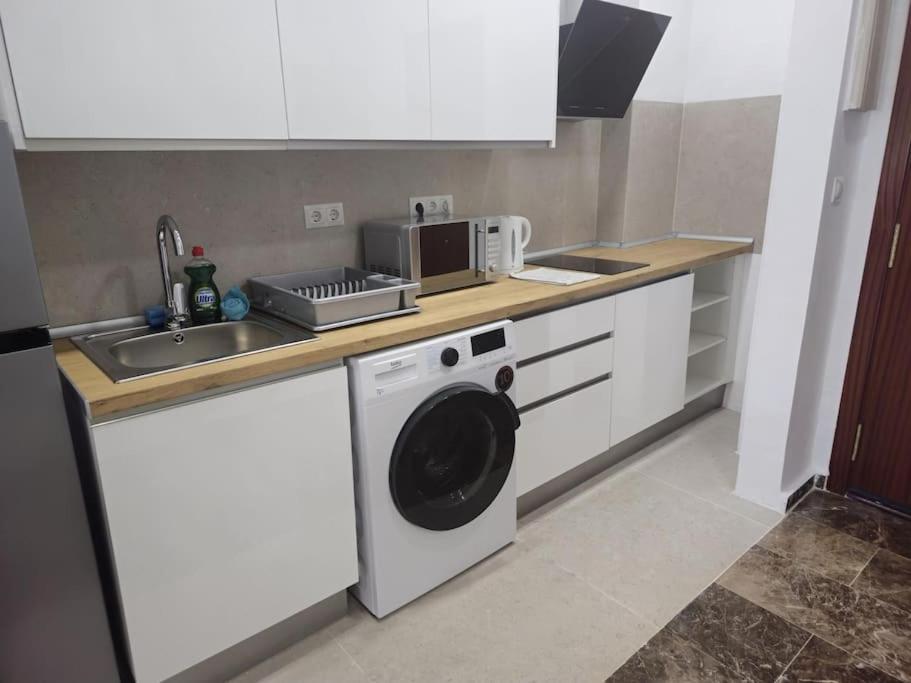 Tao City Center Apartment With Fee Wifi And Air Con By Namaste Elite Torremolinos Extérieur photo