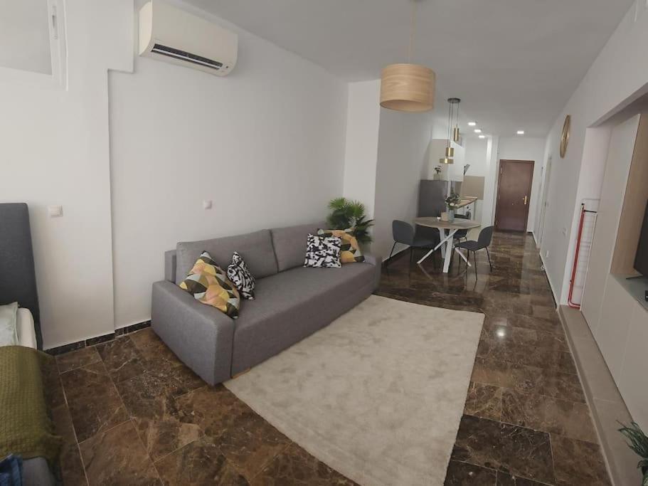 Tao City Center Apartment With Fee Wifi And Air Con By Namaste Elite Torremolinos Extérieur photo